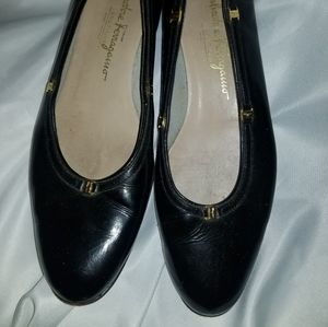 Salvatore Ferragamo ballet flats size 9